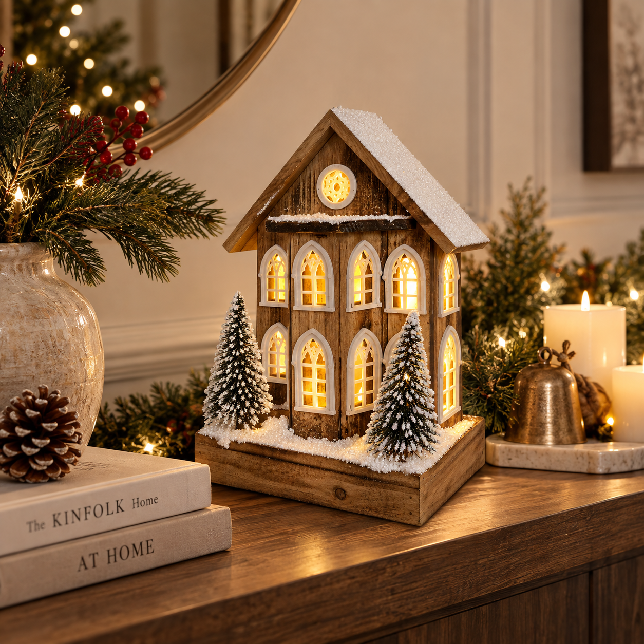 BELLAMY CHRISTMAS LANTERN HOUSE